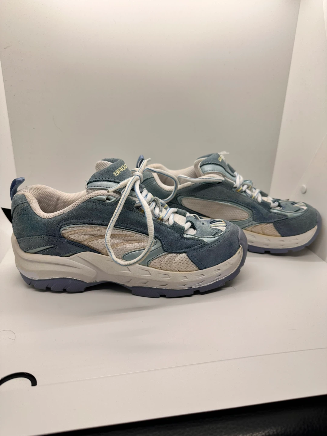 Brooks women’s Running Shoes - Blue/White - photo 3