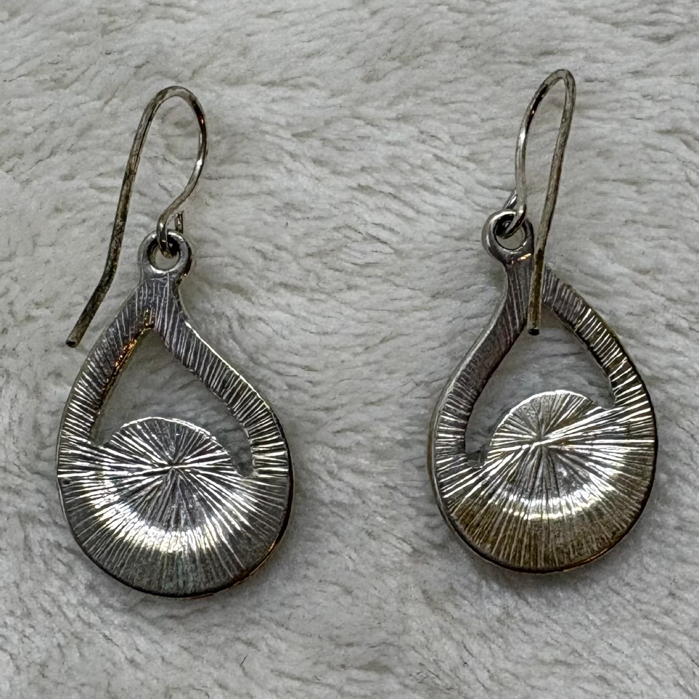 Denver Hayes Y2K Silver Black Enamel Dangle Earrings Teardrop - photo 5