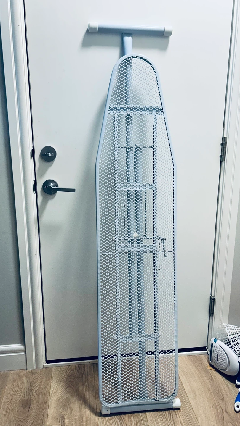 Ironing Board – Foldable Metal Mesh