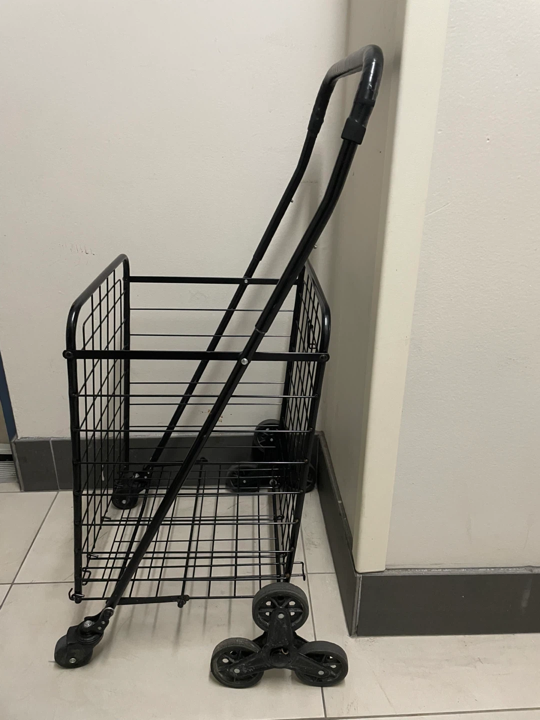 Black Wire Shopping Cart - photo 3