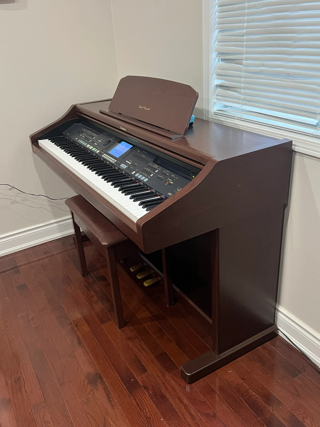 Technics Digital Ensemble Piano – Excellent Condition