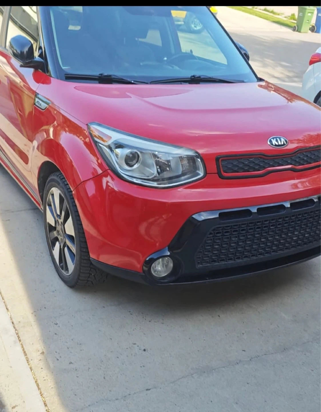 Red Kia Soul - photo 3