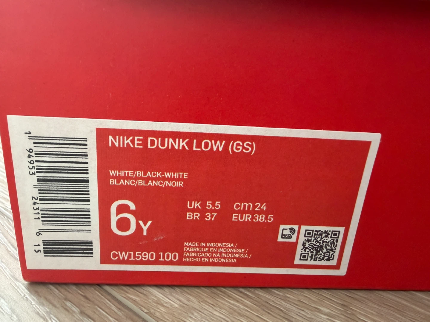 Nike Dunk Low (GS) White/Black Sneakers size 6Y - photo 2