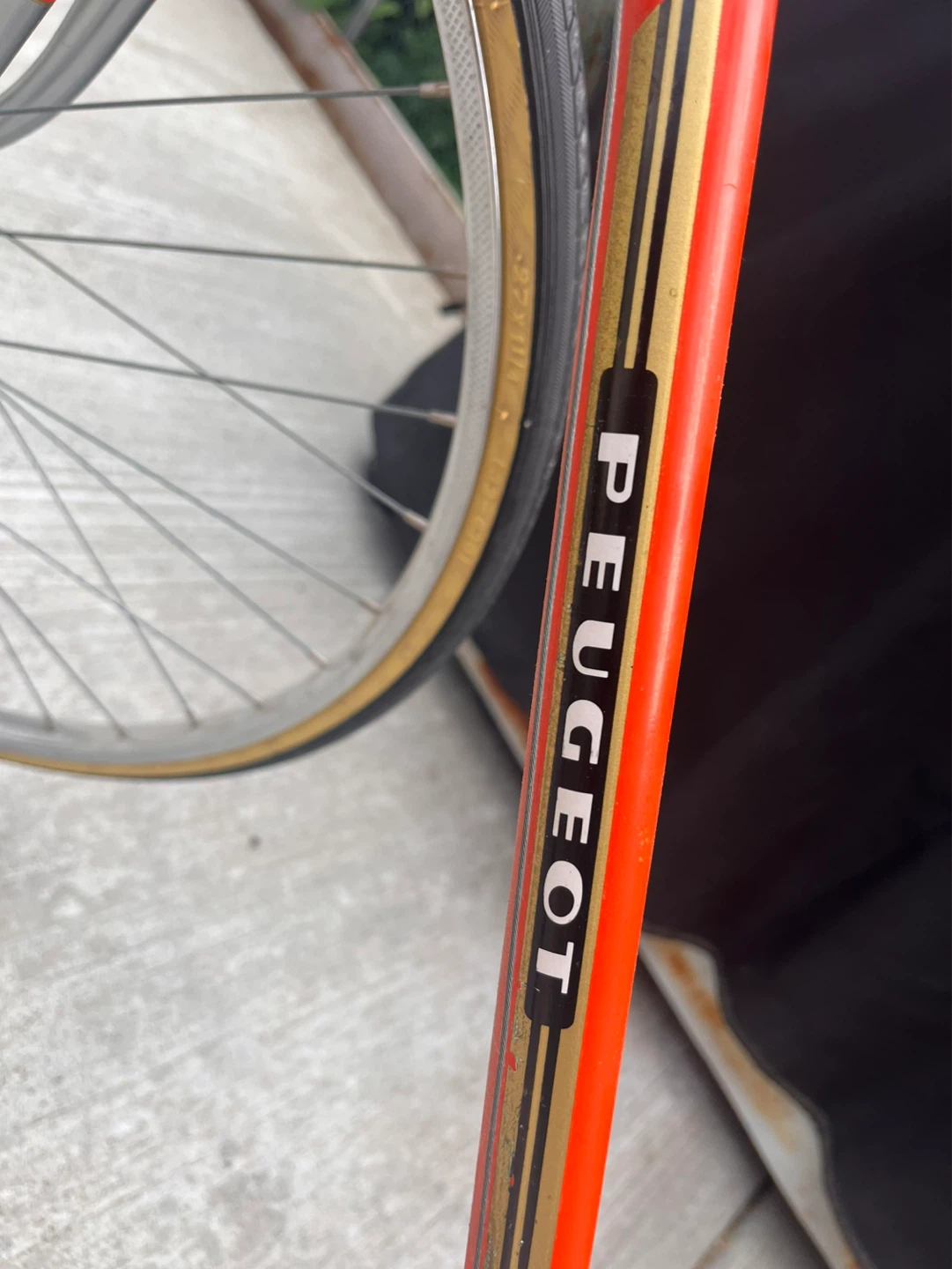 Vintage Red Peugeot Bicycle - photo 3