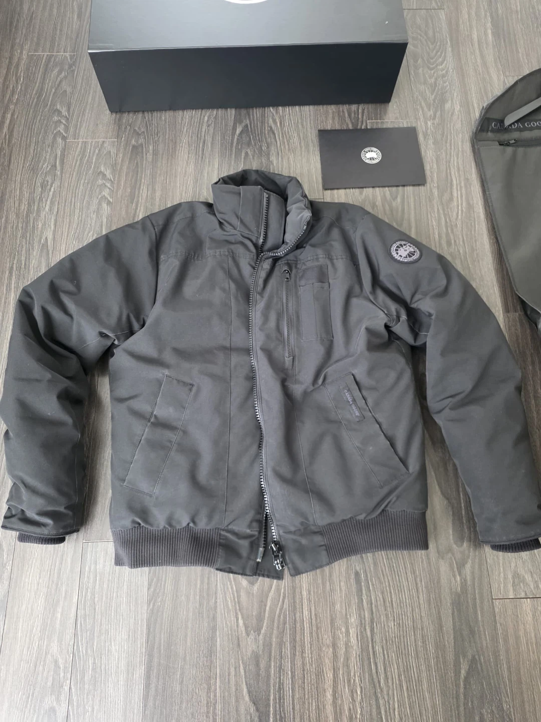 Canada Goose Men's Down Puffer Jacket - photo 2