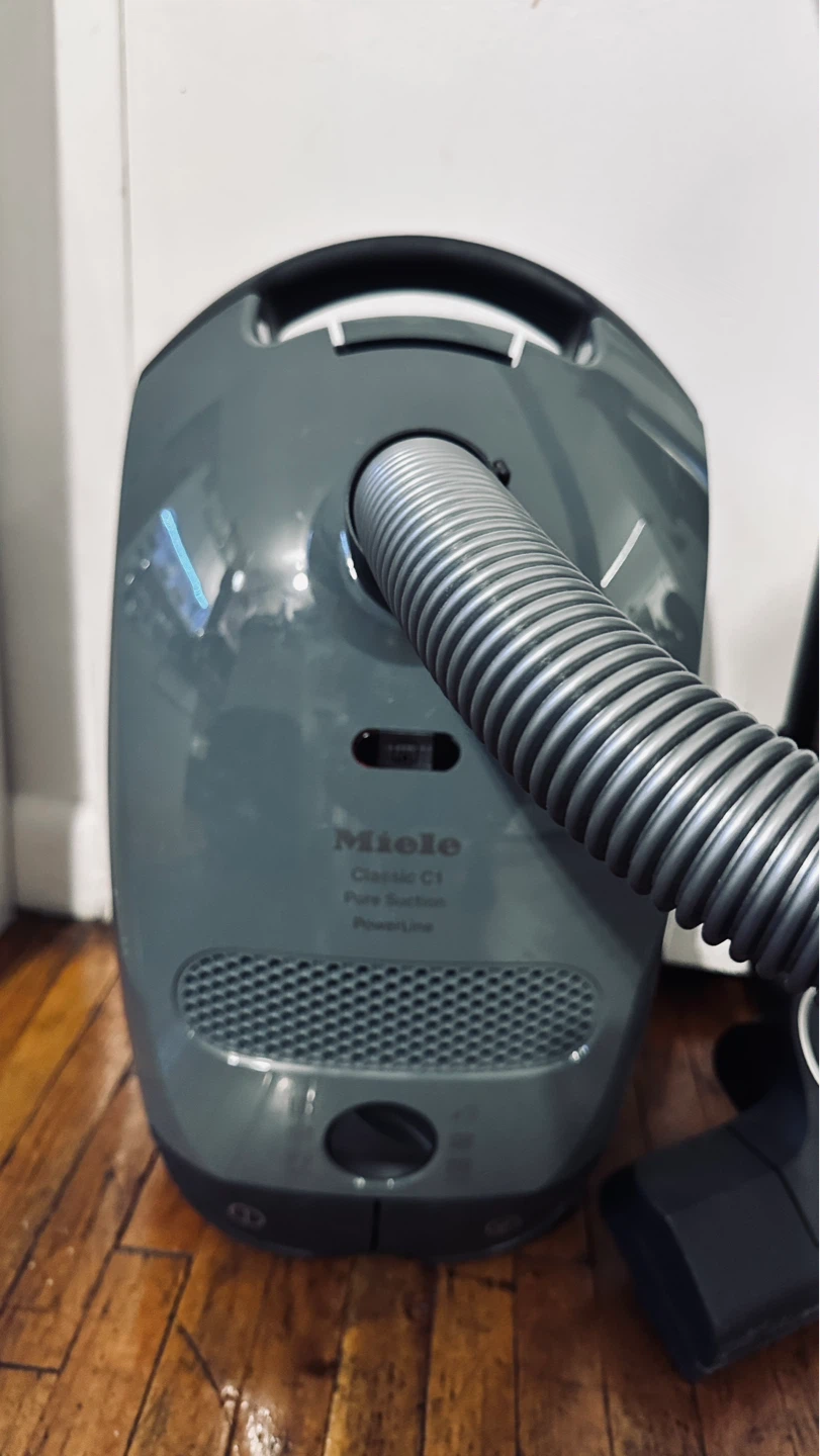 Miele Classic C1 Pure Suction PowerLine Vacuum - photo 4