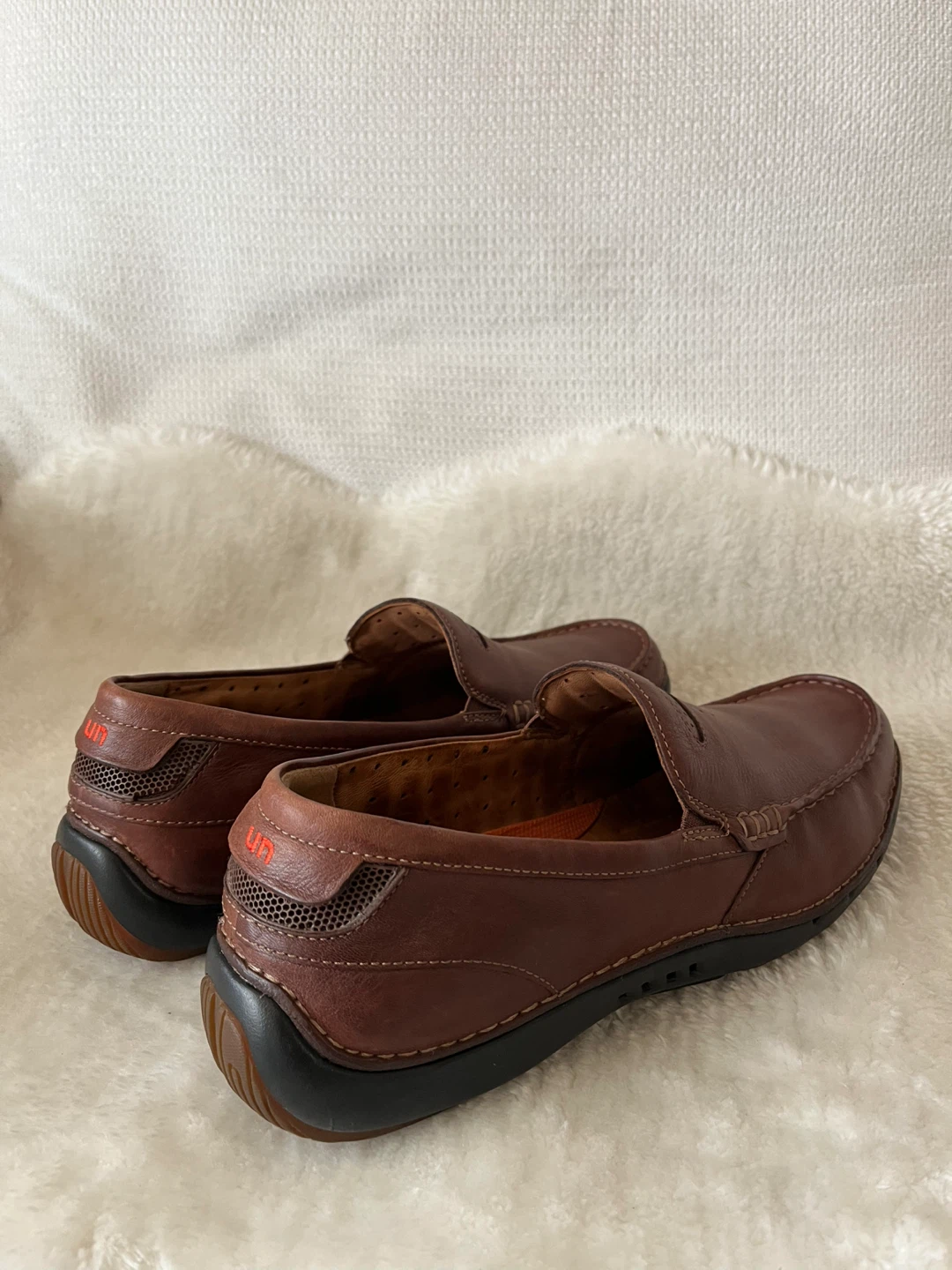 Clarks Structured Leather Loafers - photo 4