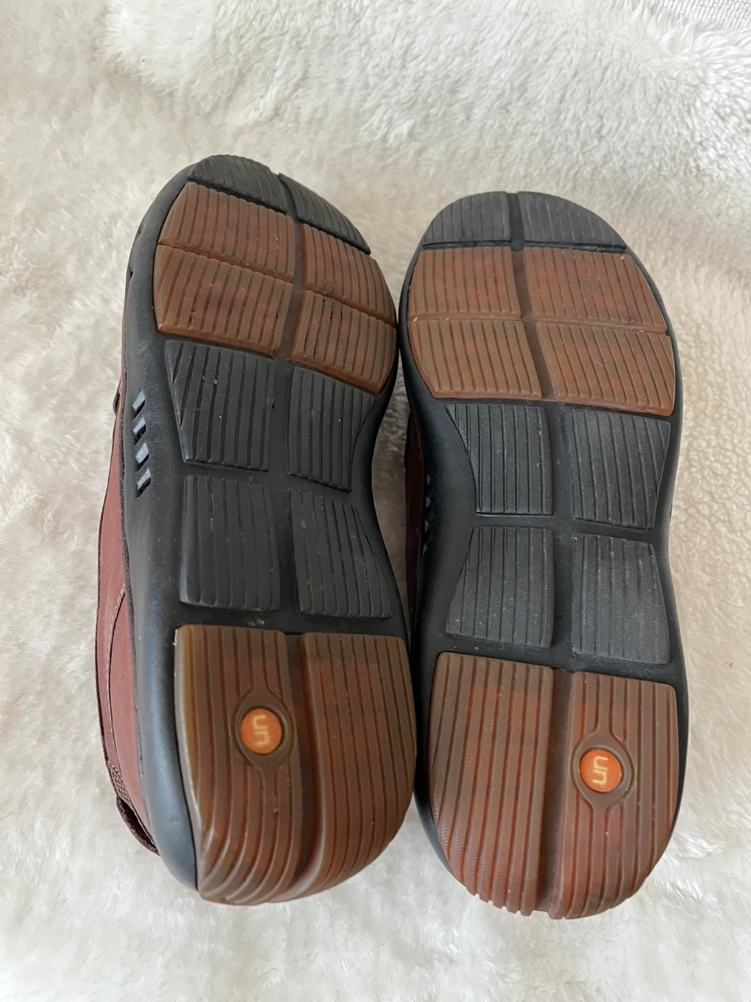 Clarks Structured Leather Loafers - photo 5