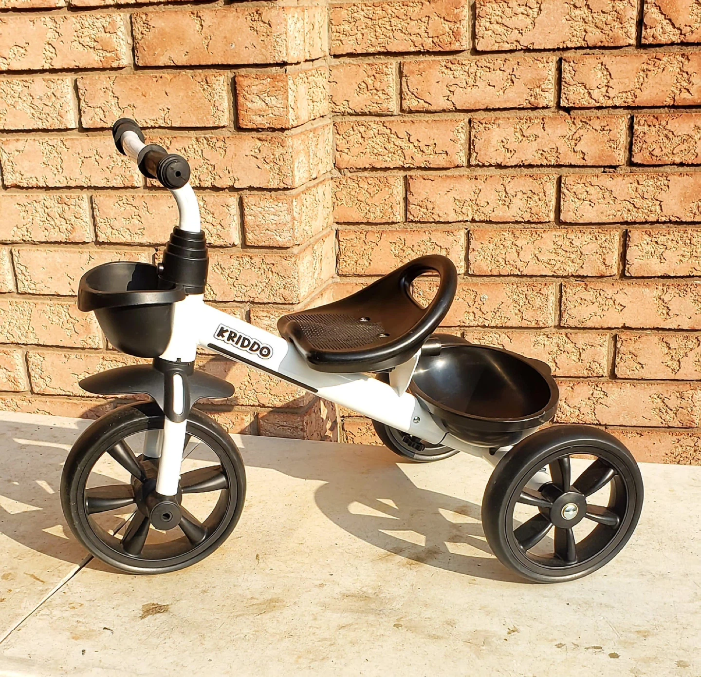 KIDDO Tricycle