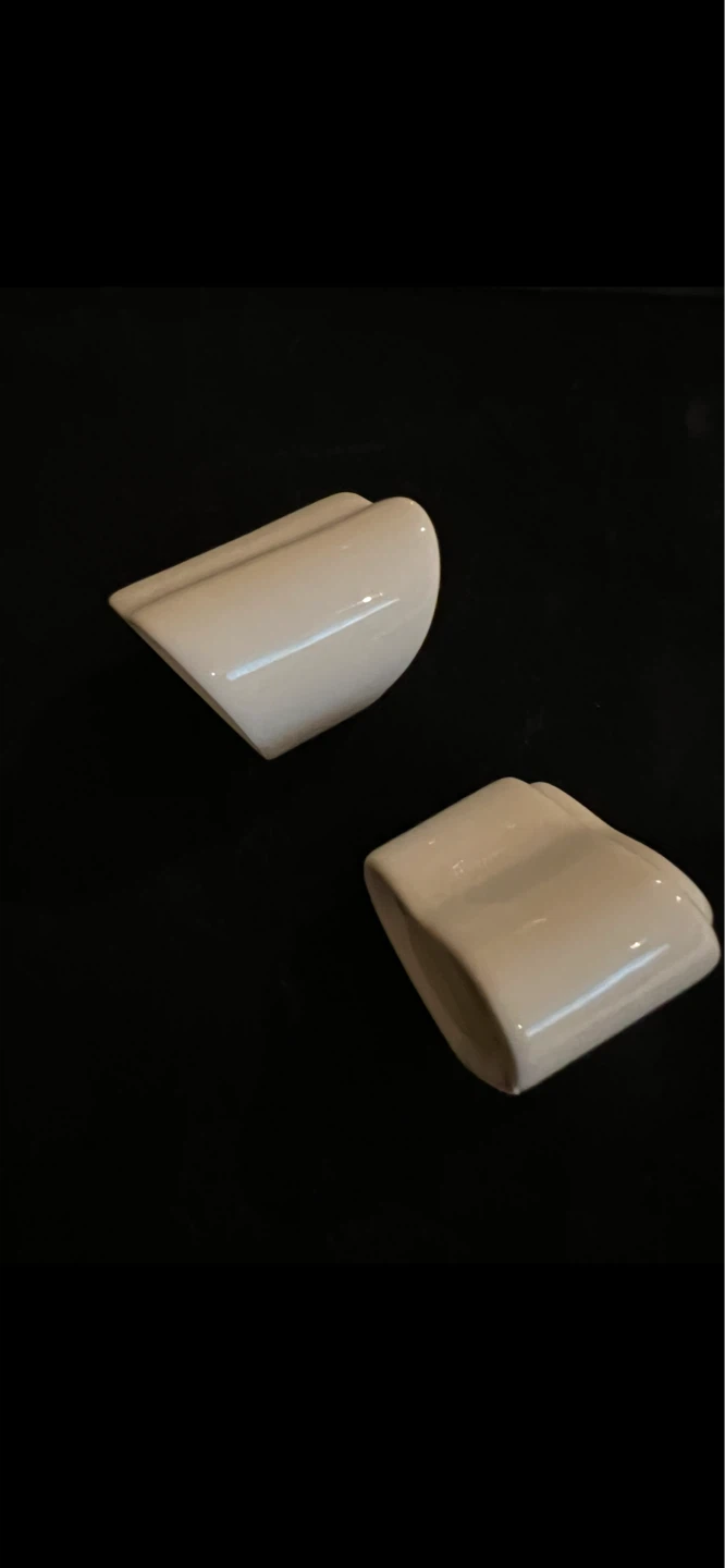 White Ceramic Heart Salt and Pepper Shakers - photo 4