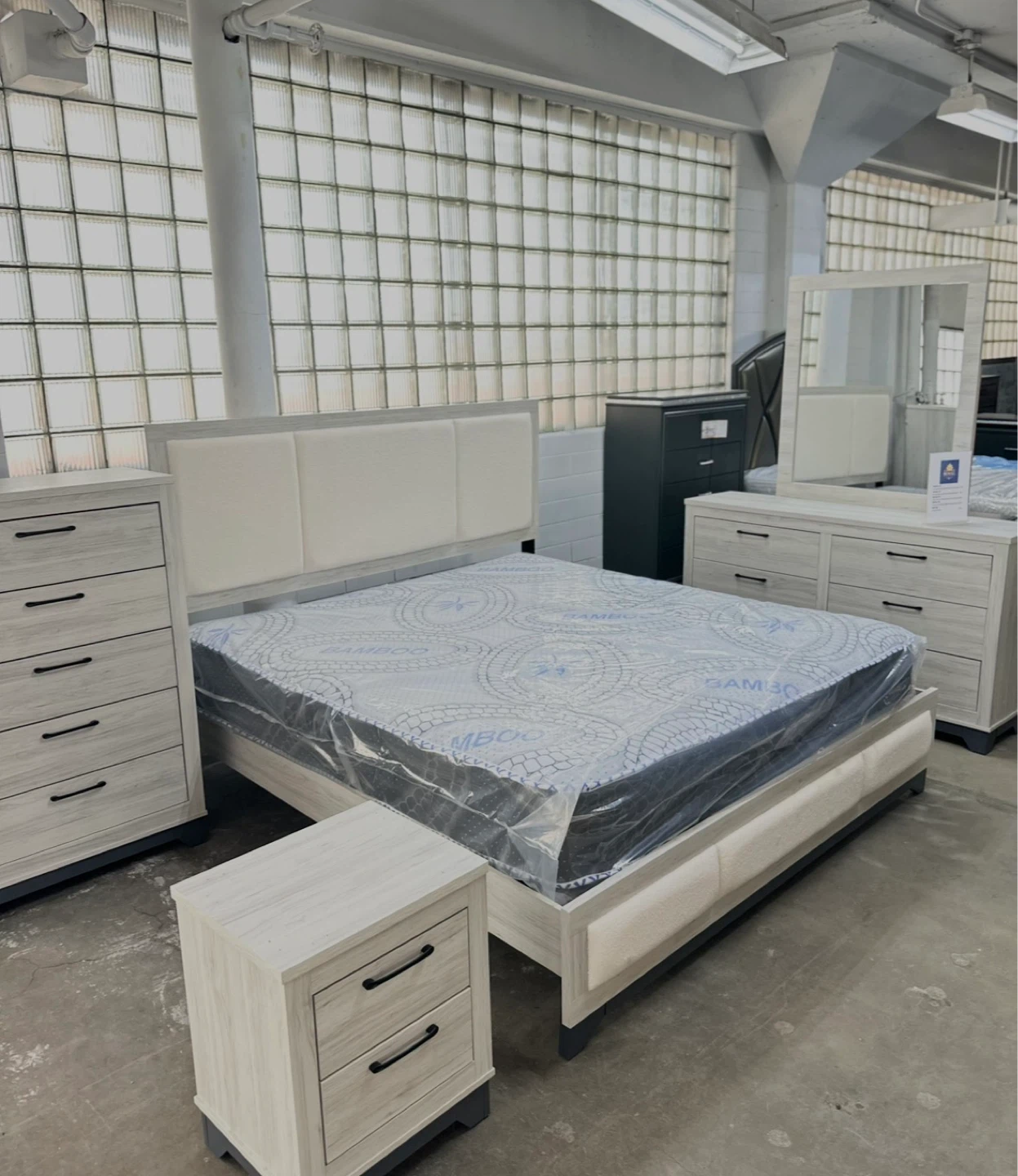 4 piece queen set dresser, bed frame, nightstand, and mirror