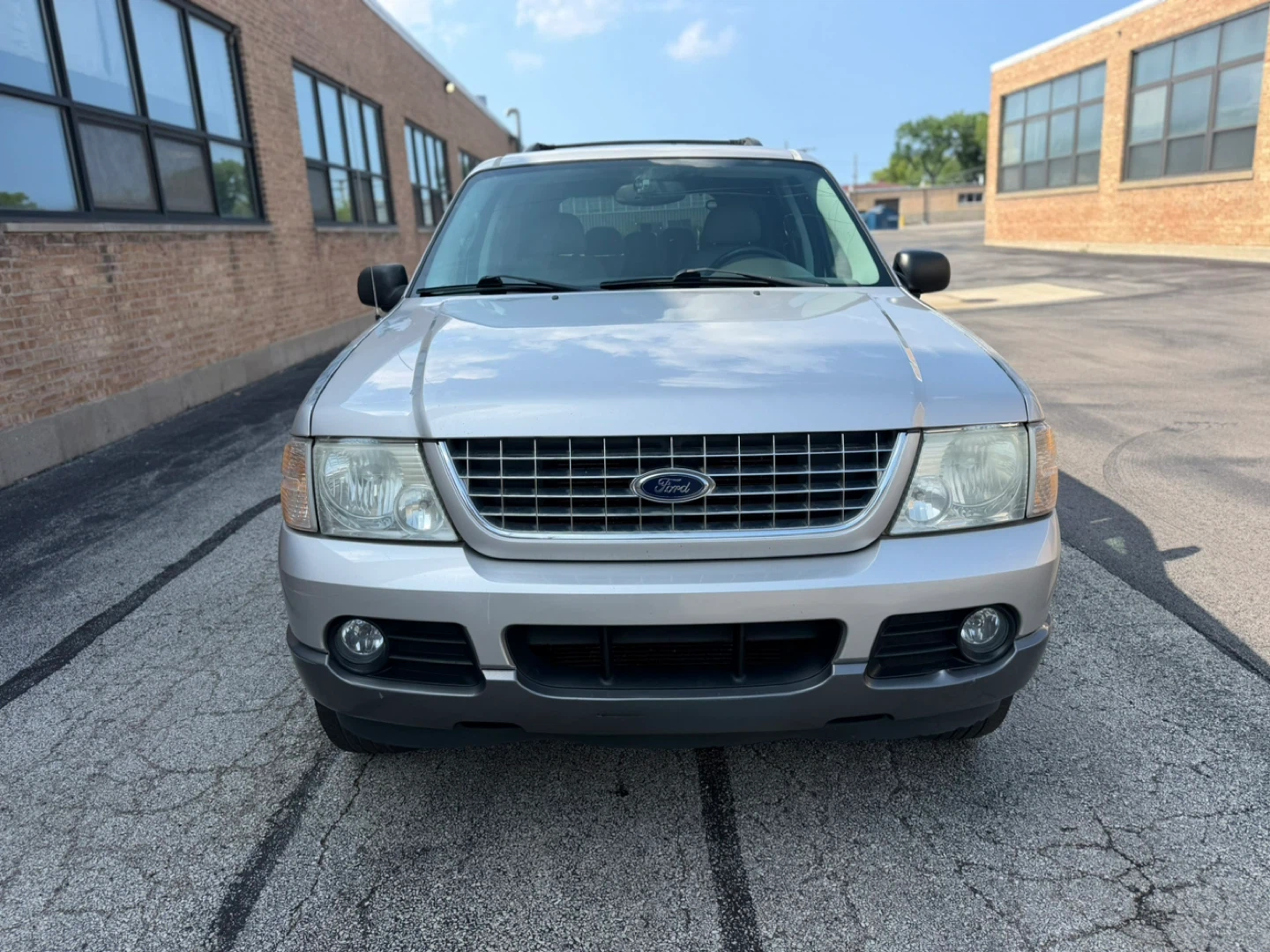 2004 Ford Explorer 128k miles clean title runs and drives great - photo 2