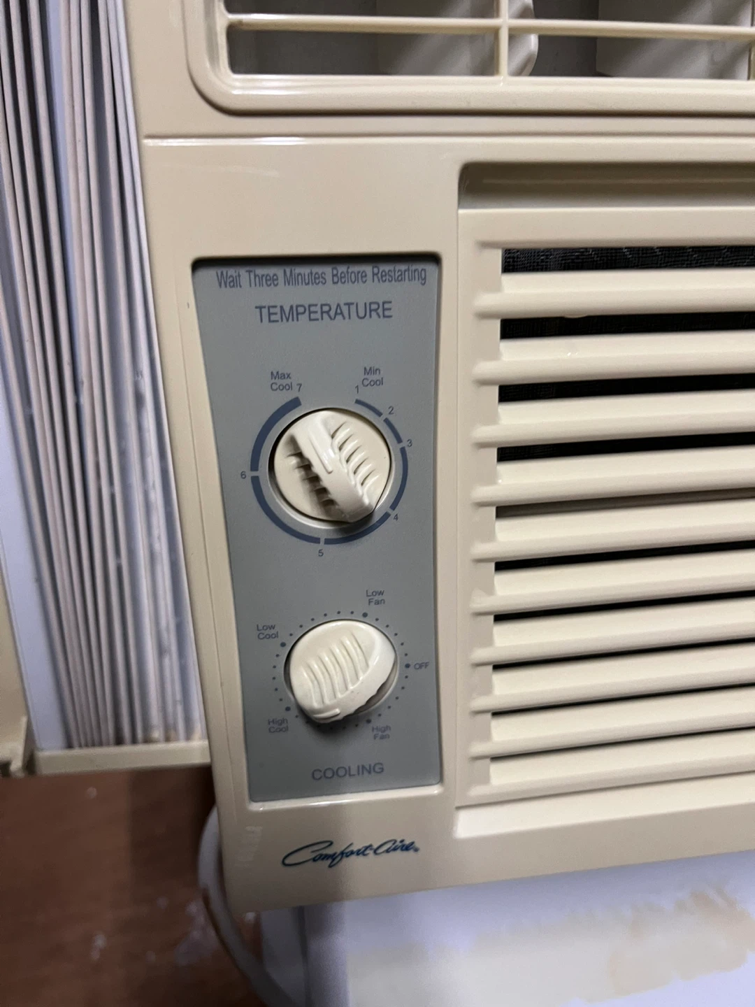 Comfort Aire Window Air Conditioner - photo 2