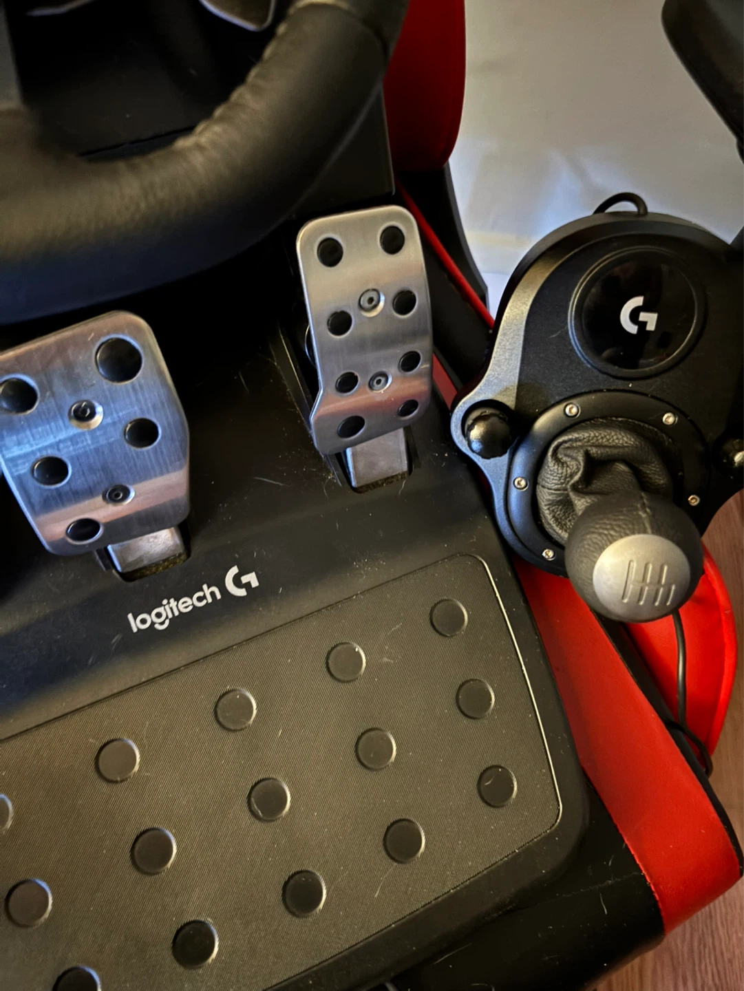 Logitech G Racing Wheel, Pedals & Shifter - photo 2