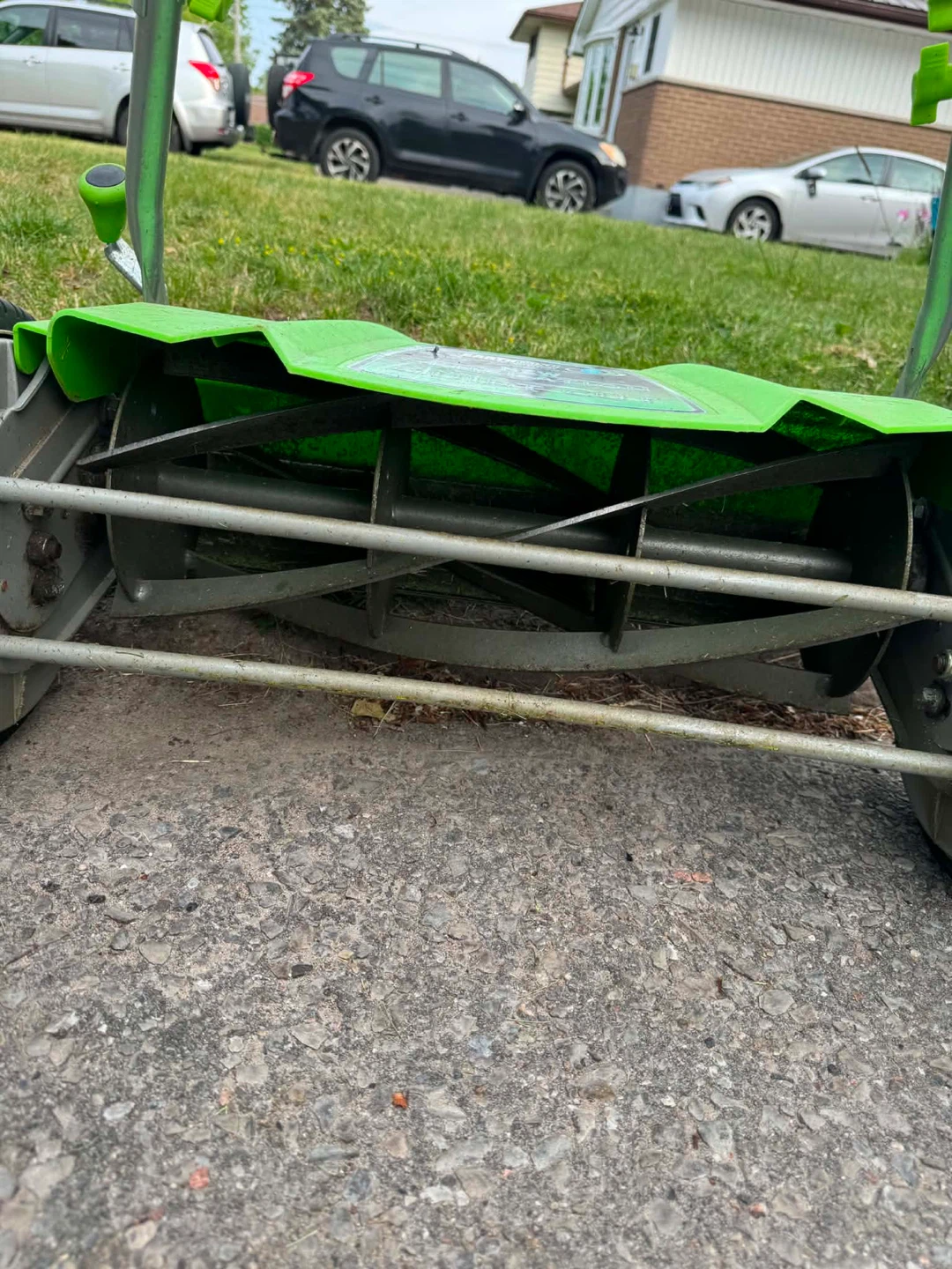 Earthwise New Generation Quiet Cut Reel Mower - photo 4