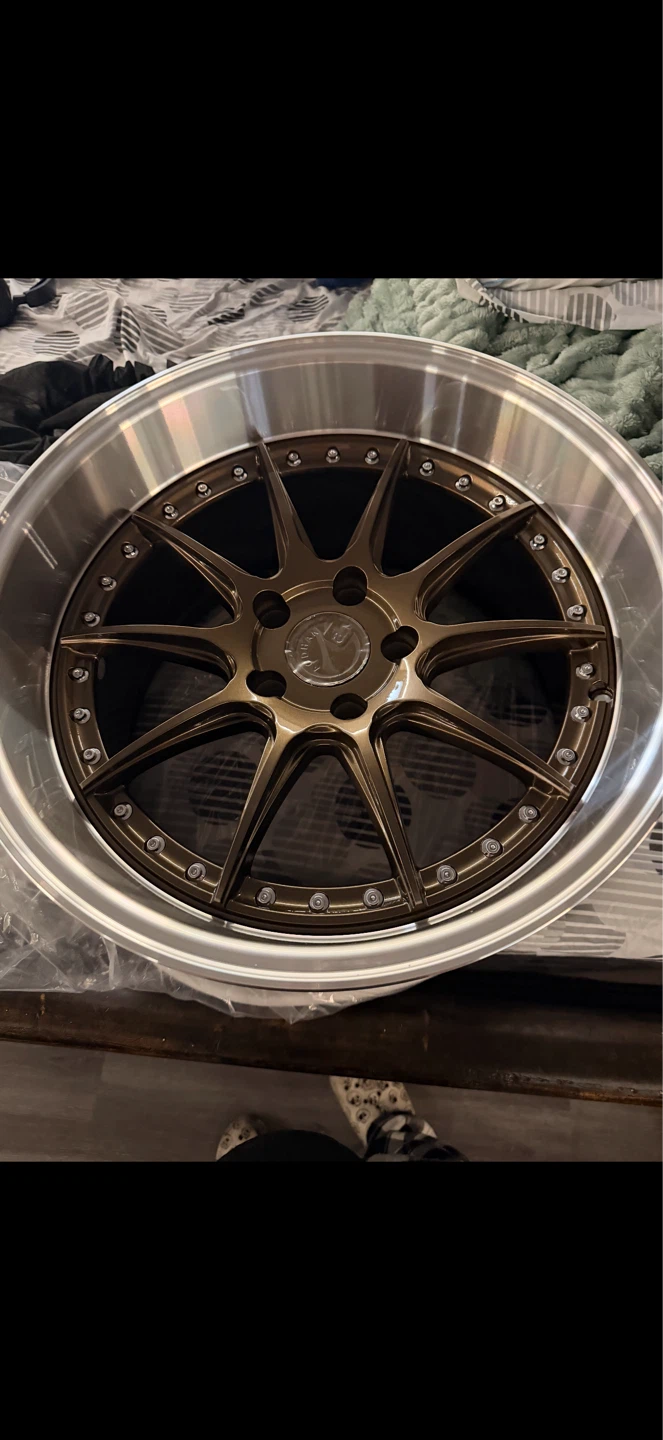 DS718 18x10.5 5x114.3 Wheel NEW 4 - photo 2