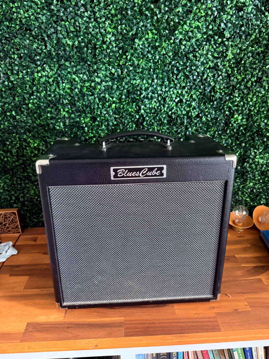 Roland Blues Cube Hot Guitar Amp
