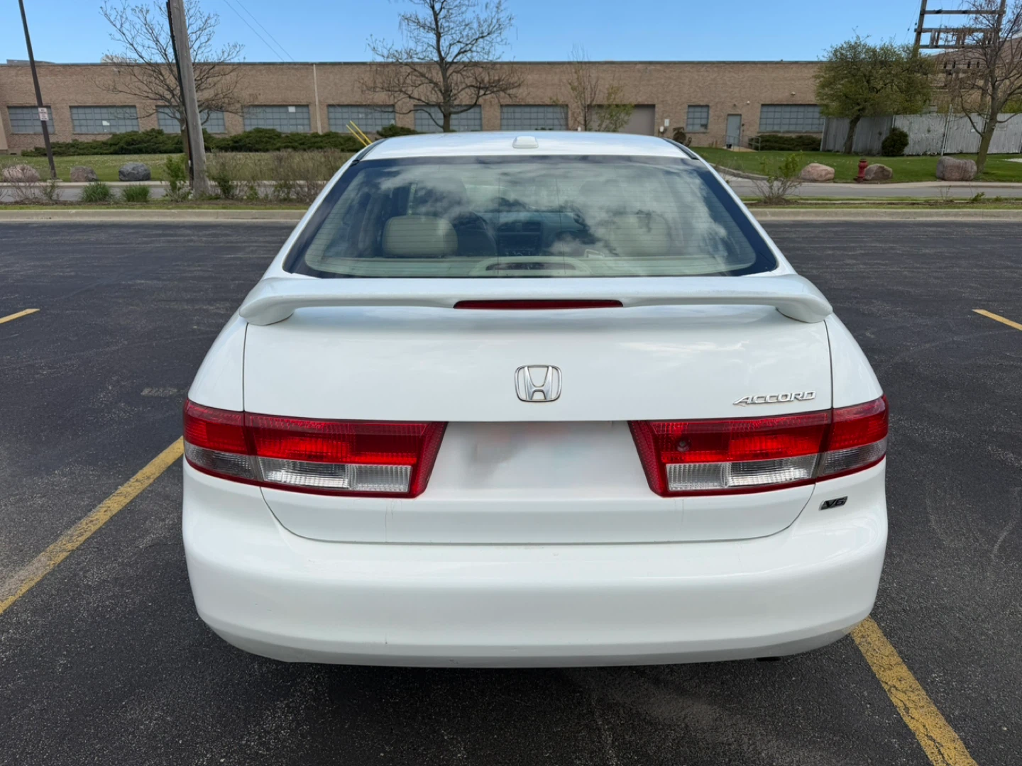 2004 Honda Accord EX-L Fukly loaded leather and sunroof - photo 5