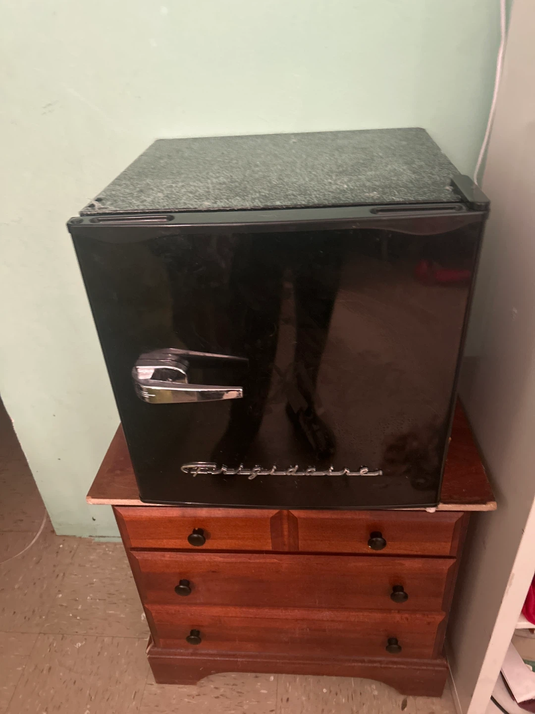 Frigidaire Mini Fridge