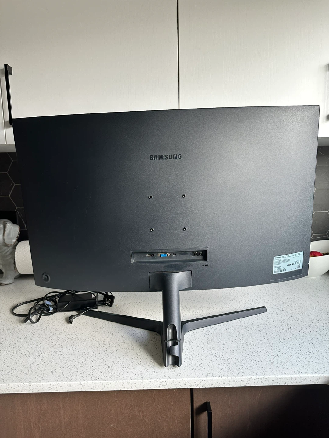 Samsung 32” Curved Monitor - photo 3