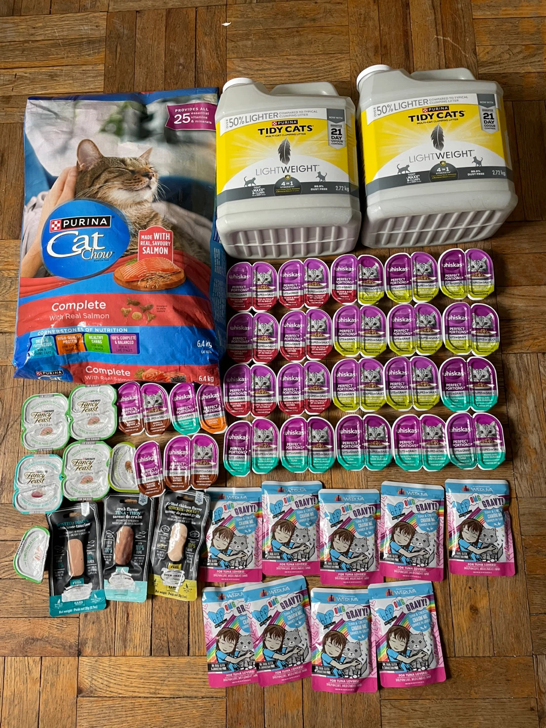 Brand New Cat Treats, Food & Litter Lot