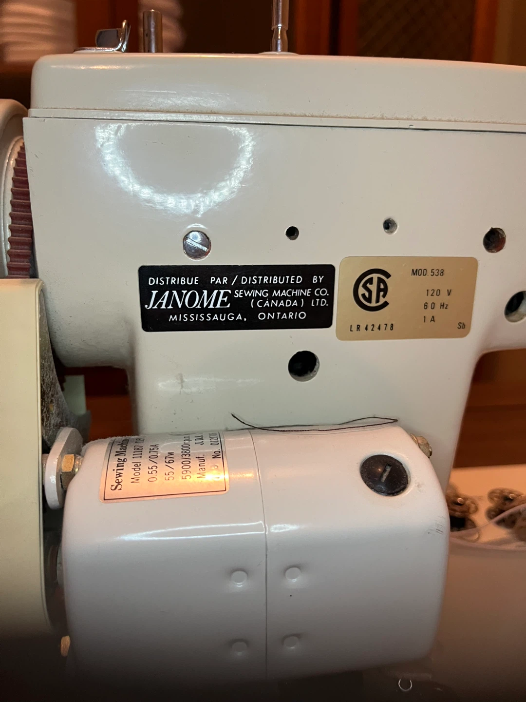 Janome Sewing Machine with Cabinet (not sure if it works) - photo 4