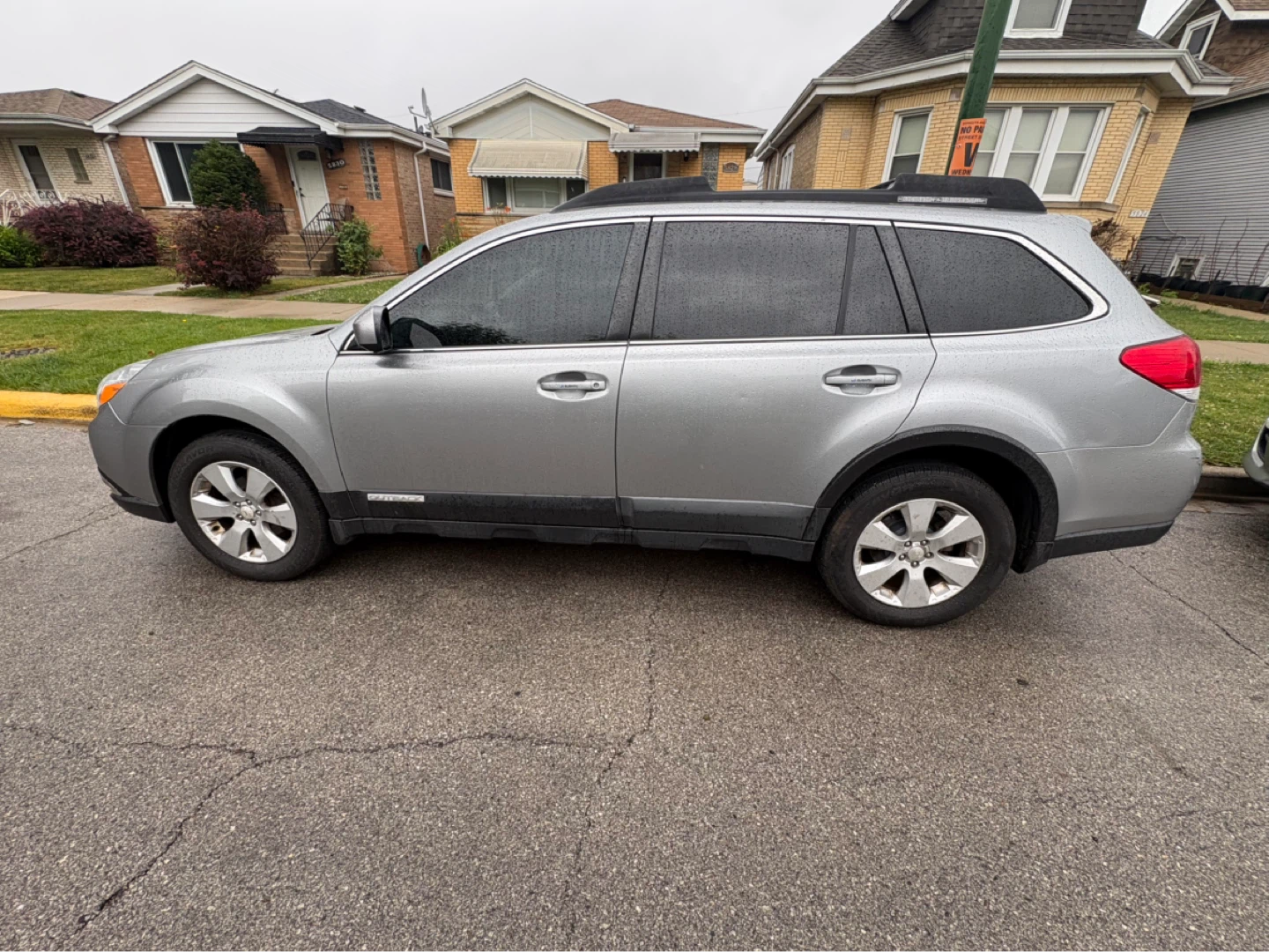 2010 Subaru Outback 2.5i limited AWD Silver - photo 2