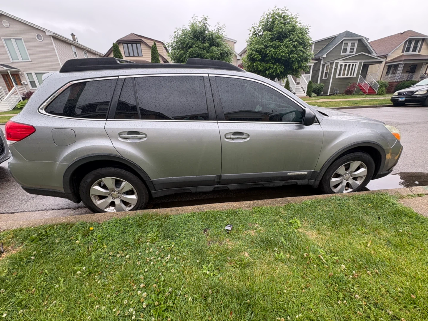 2010 Subaru Outback 2.5i limited AWD Silver - photo 4