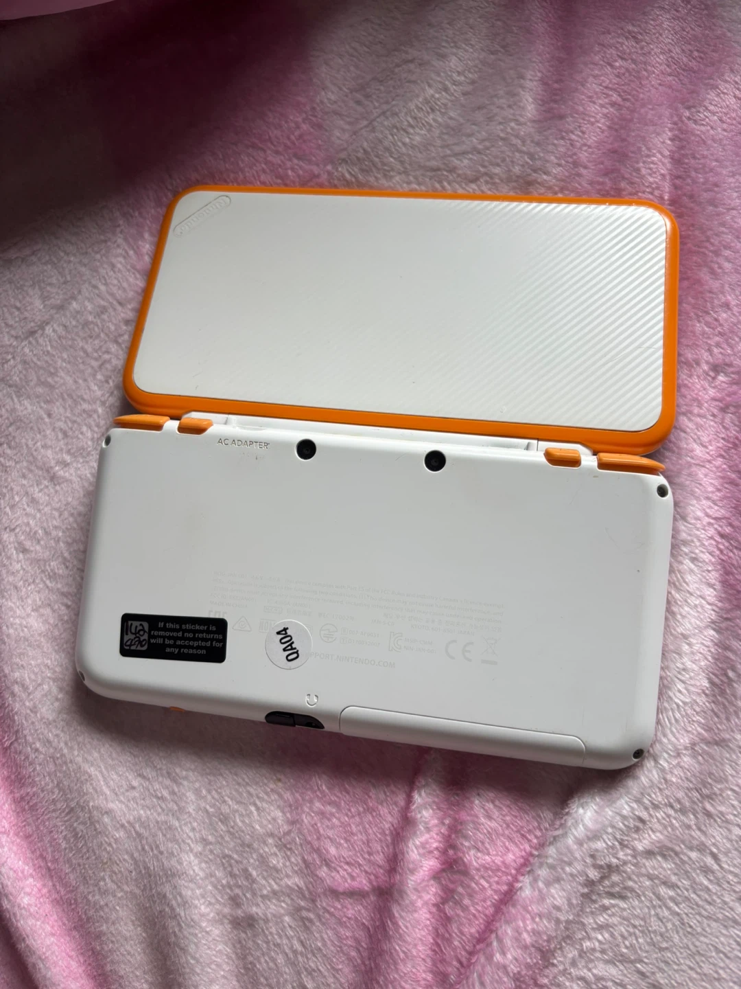 Nintendo 2DS XL with charger - photo 2
