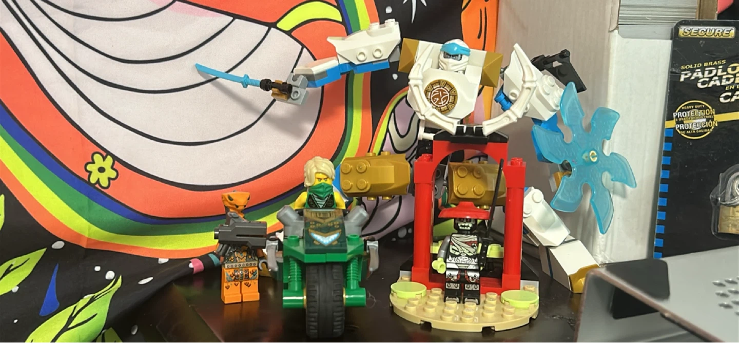 LEGO minifigures and parts - photo 4