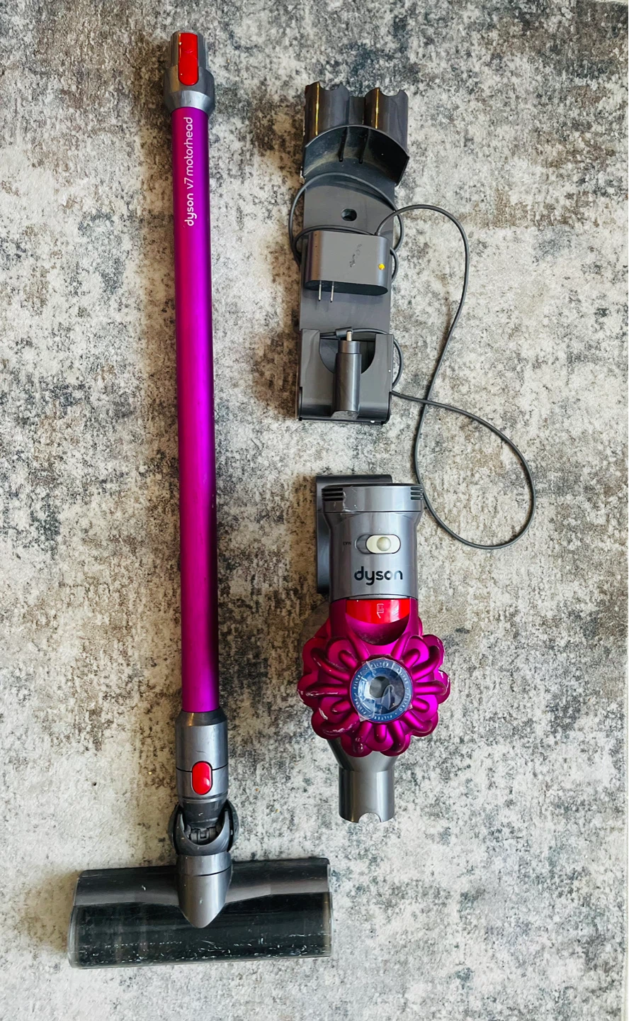 Dyson V7 Motorhead Cordless Vacuum Cleaner