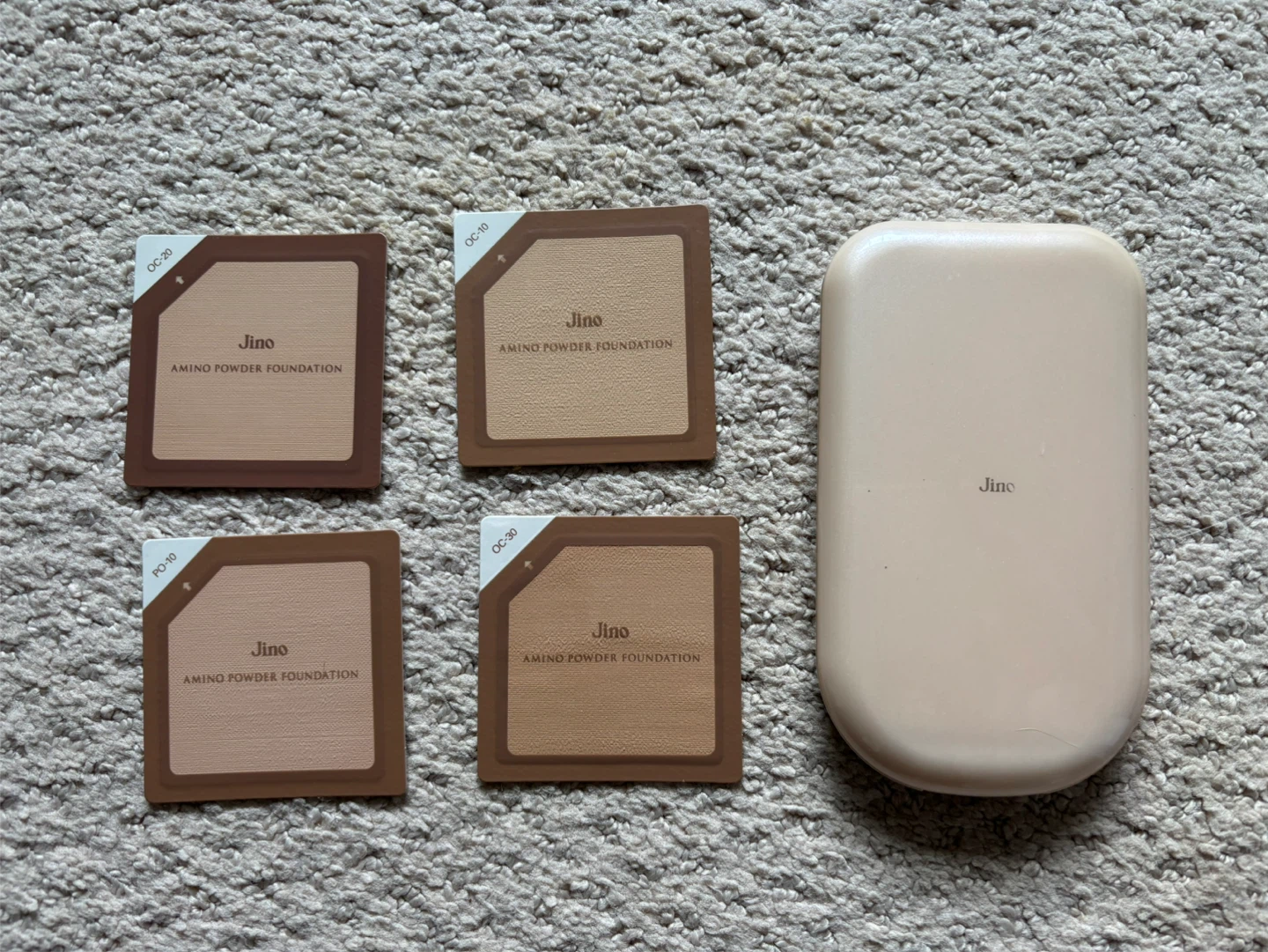 Jino Amino Powder Foundation Compact & 4 samples