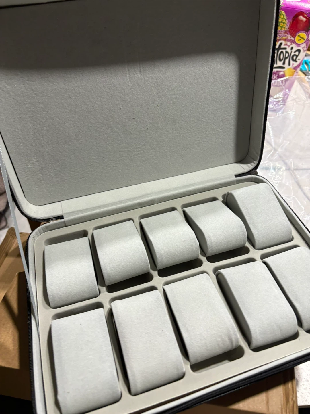 10-Slot Watch Storage Case black leather
