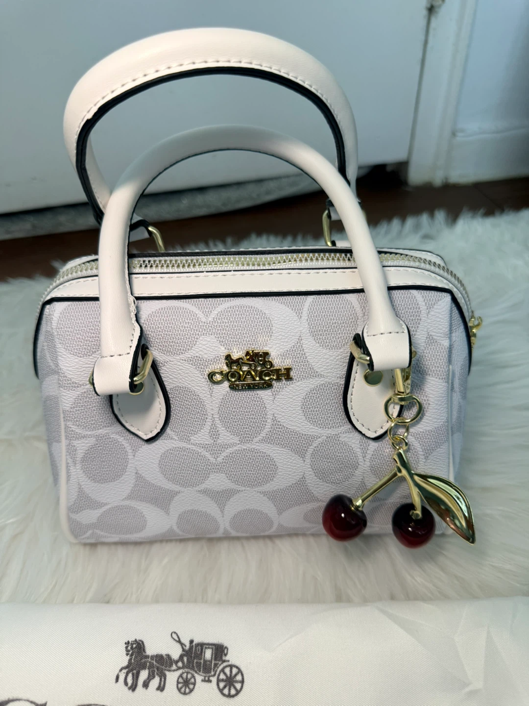 White coach purse - photo 2
