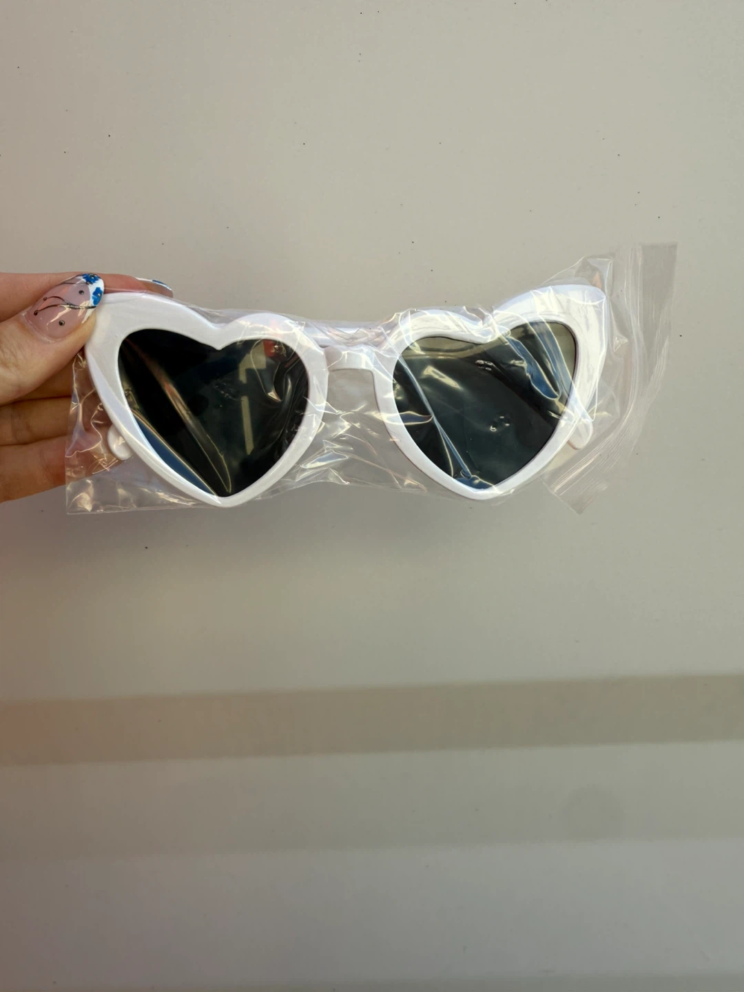 White Heart Shaped Sunglasses - Set of 10