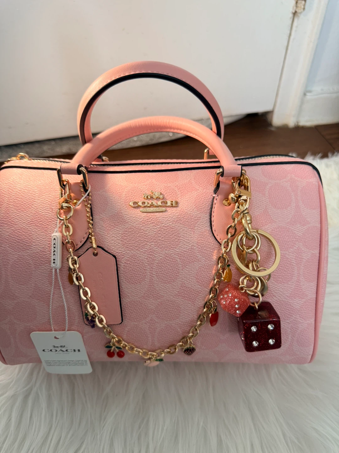 Pink coach purse - photo 2