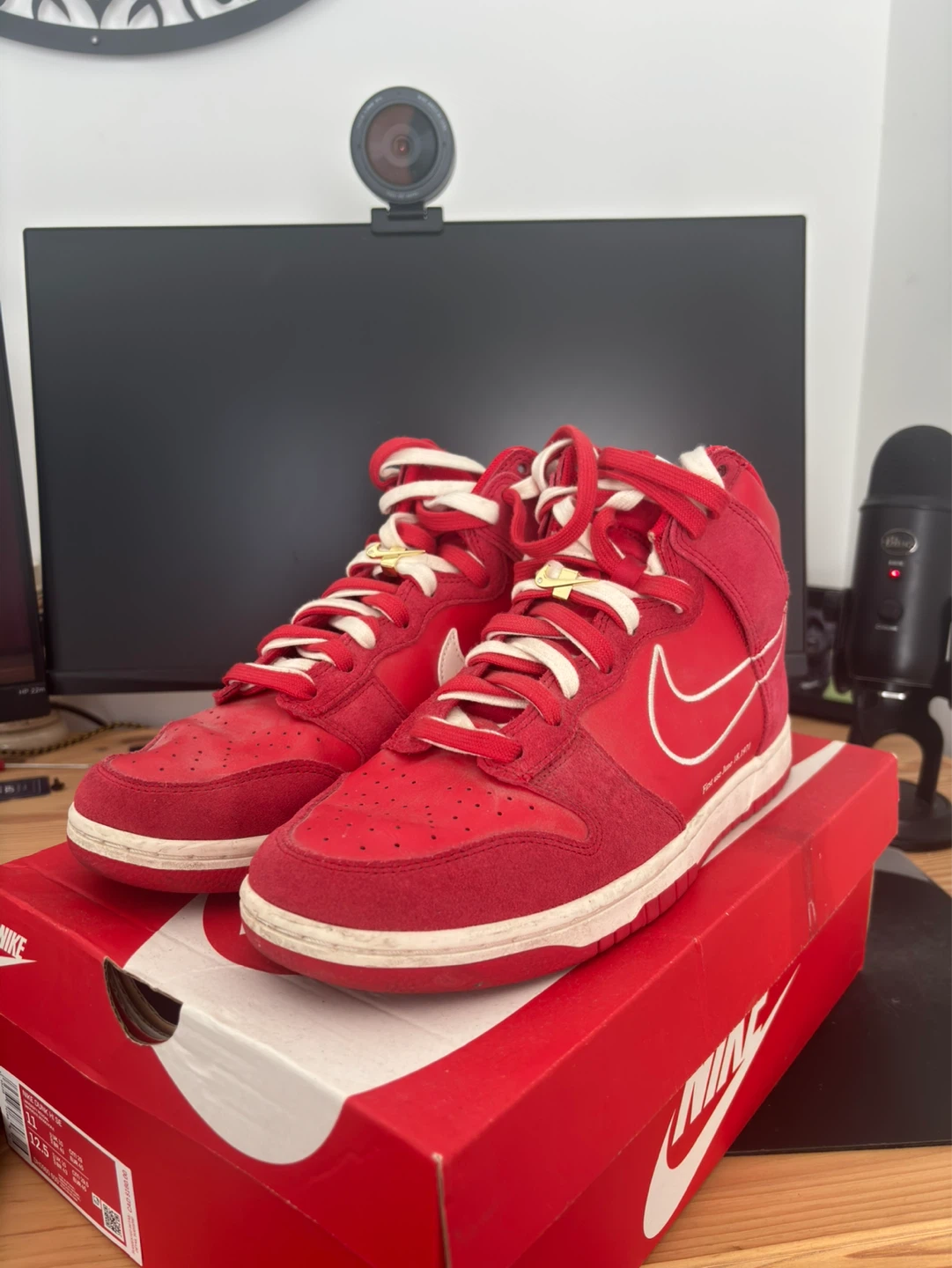 Nike Dunk High Top “First Use” University Red