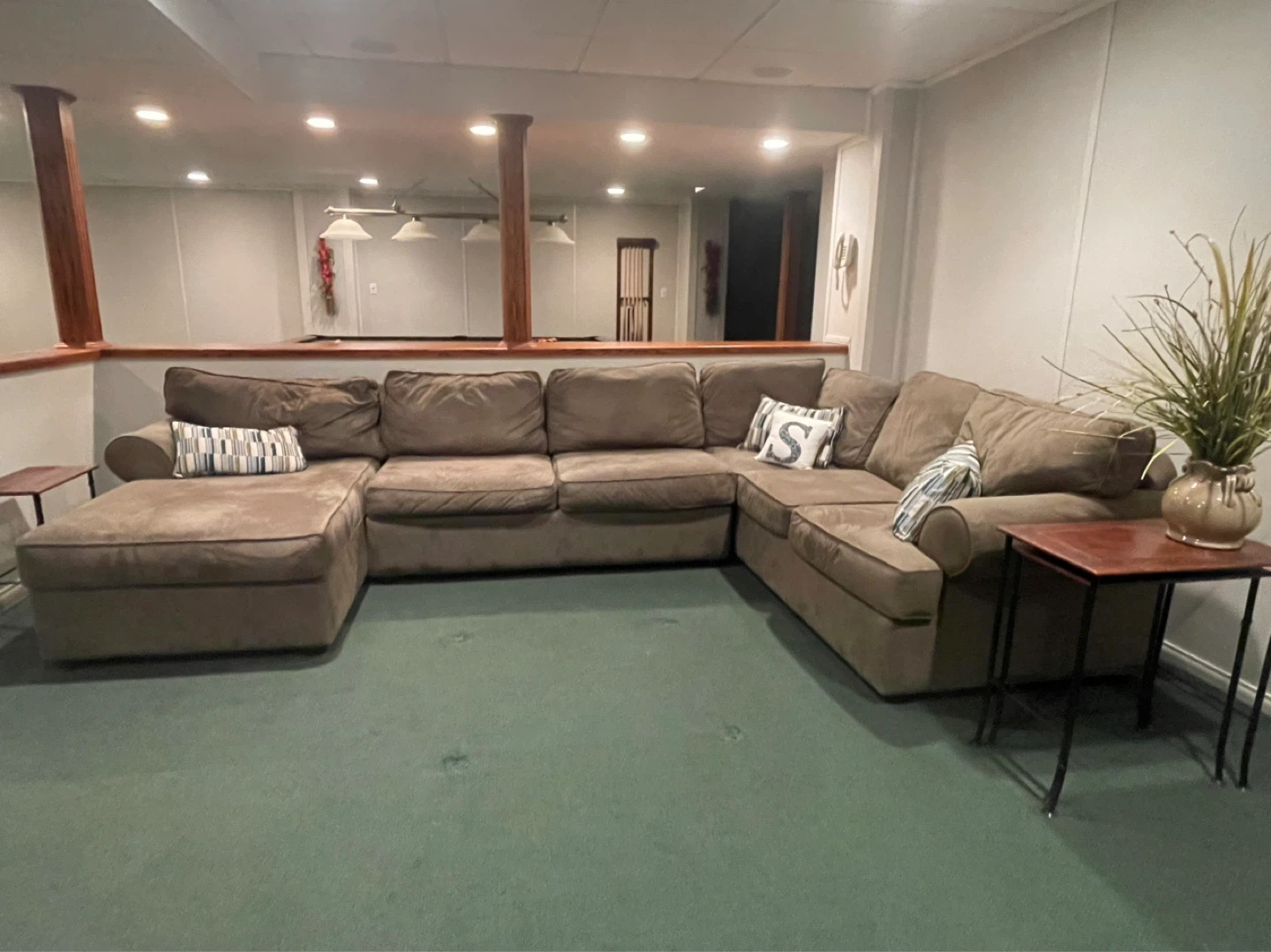 Sectional sofa