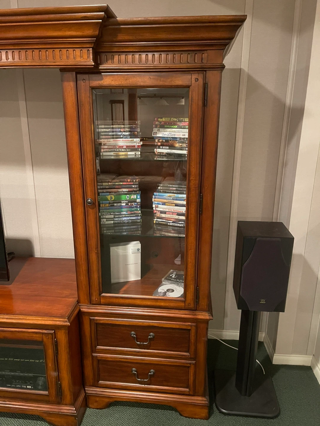 Entertainment center - photo 3
