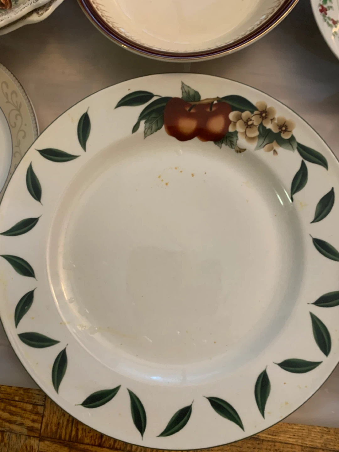 Vintage Decorative Plates different size - photo 3