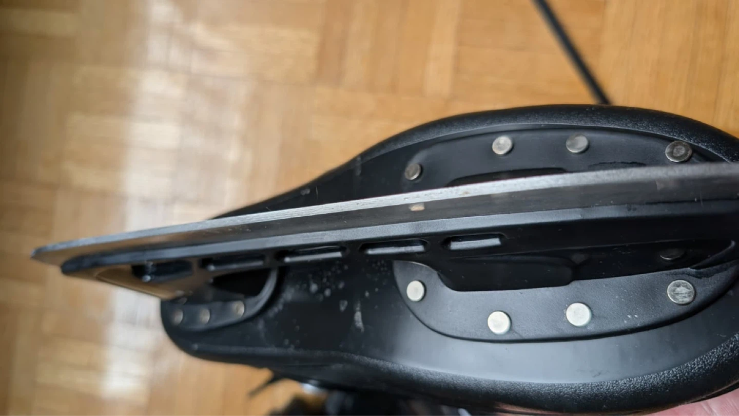 Black Figure Skates Size 44 - photo 2
