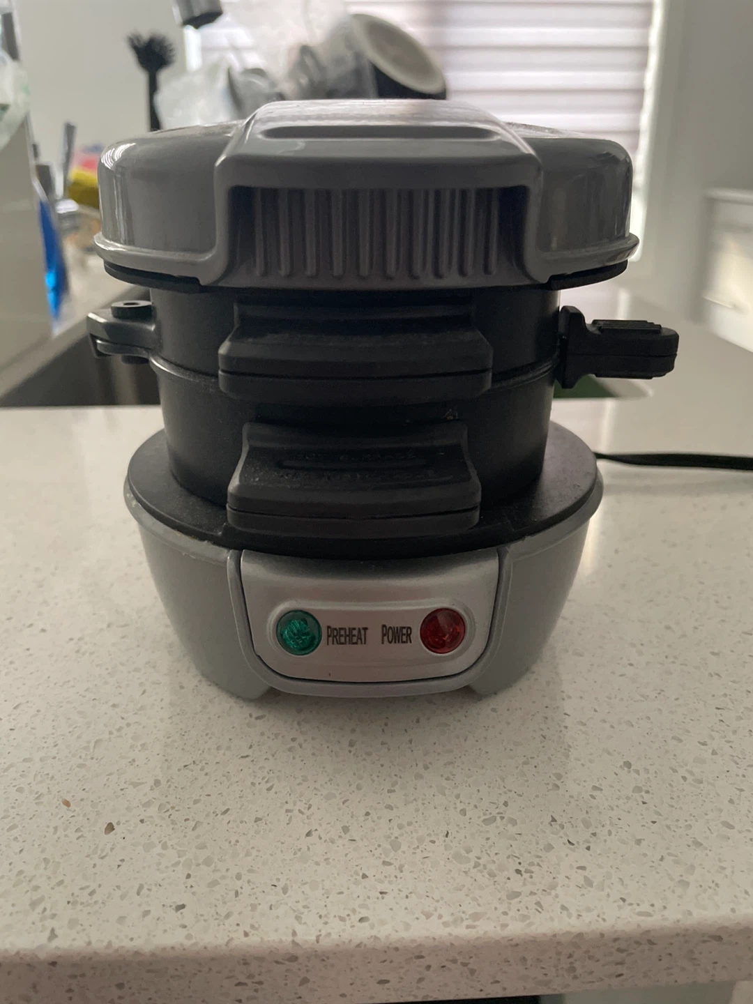 Hamilton Beach Breakfast Sandwich Maker - photo 2