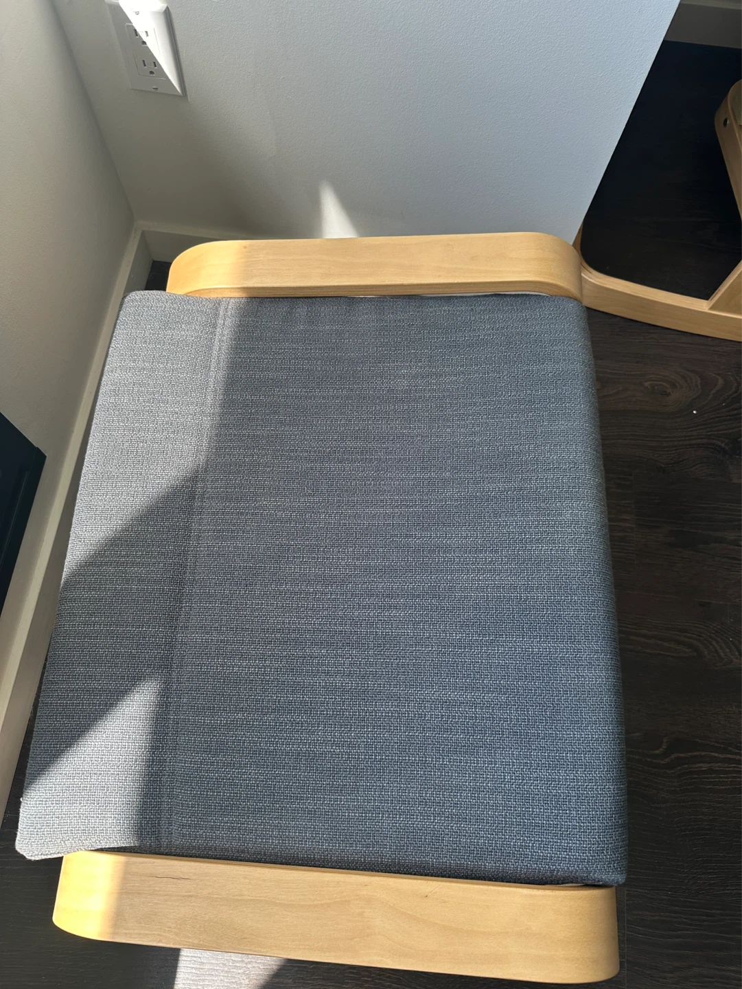 IKEA Poäng Chair and Footstool Set - photo 2