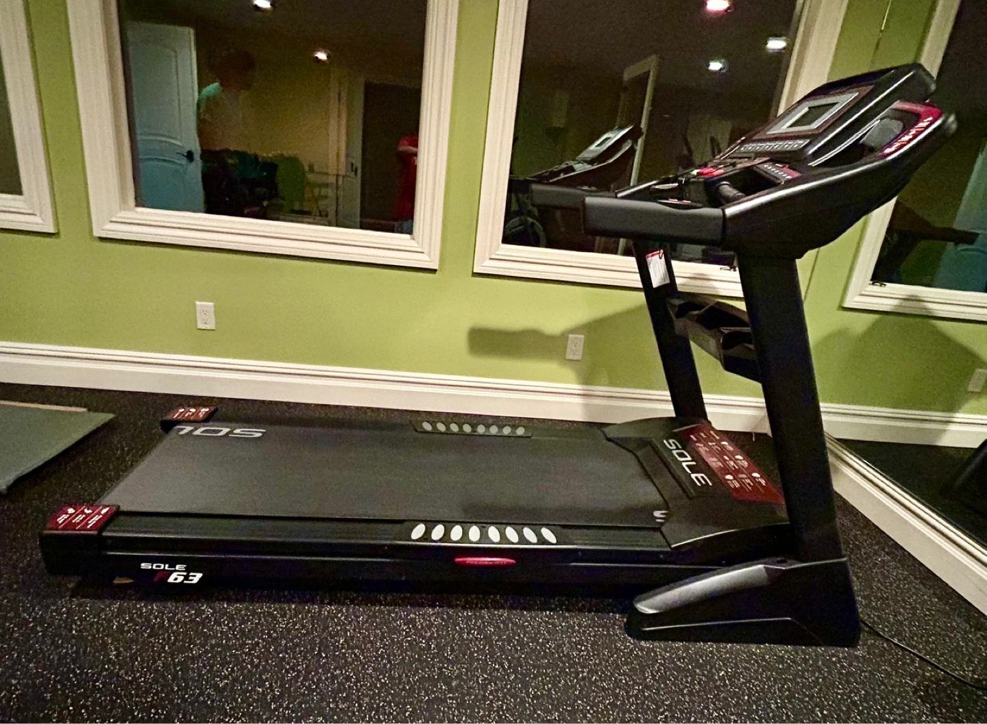 Treadmill - photo 2