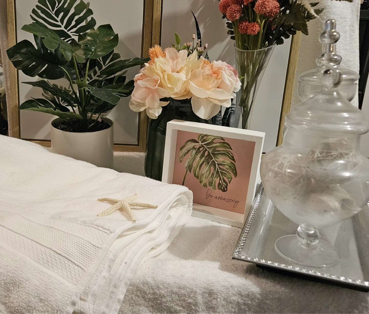 Tropical Home Decor 10 Piece Set (pink/peach, white, green) - photo 3