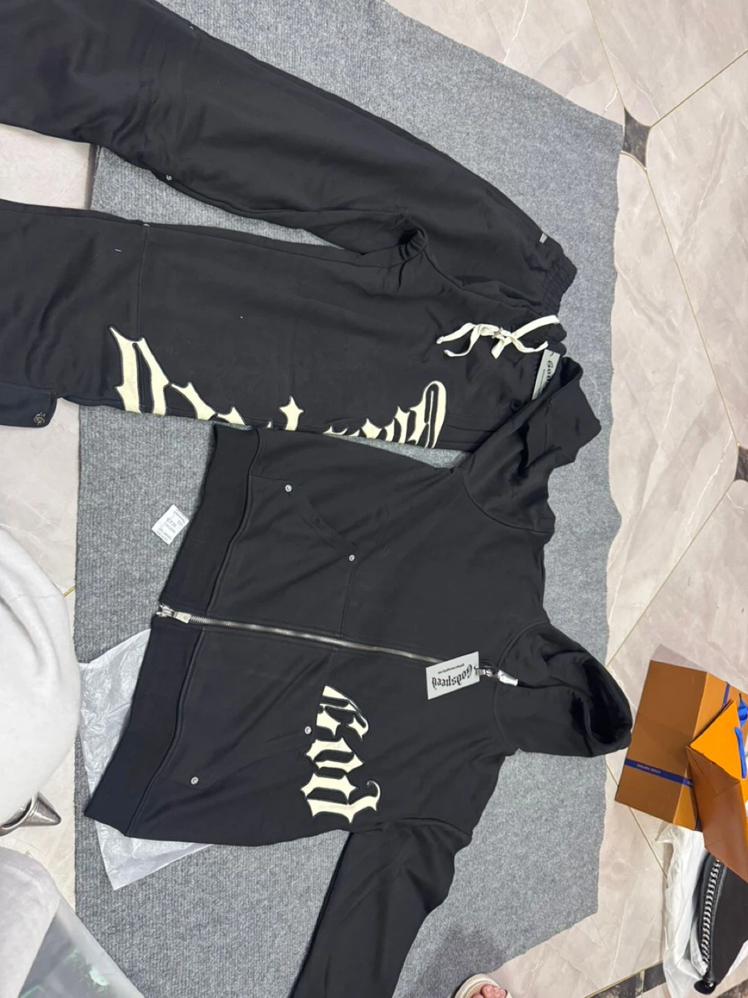 Godspeed v2 logo sweatsuit - photo 2