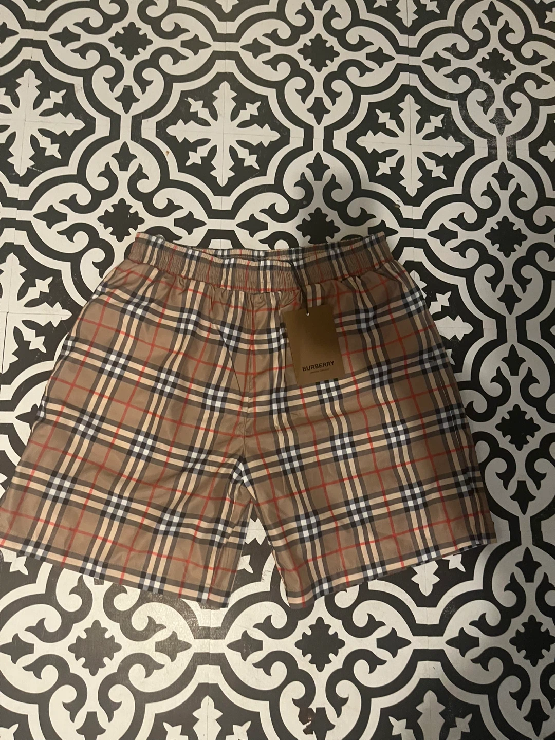 Burberry Shorts XL