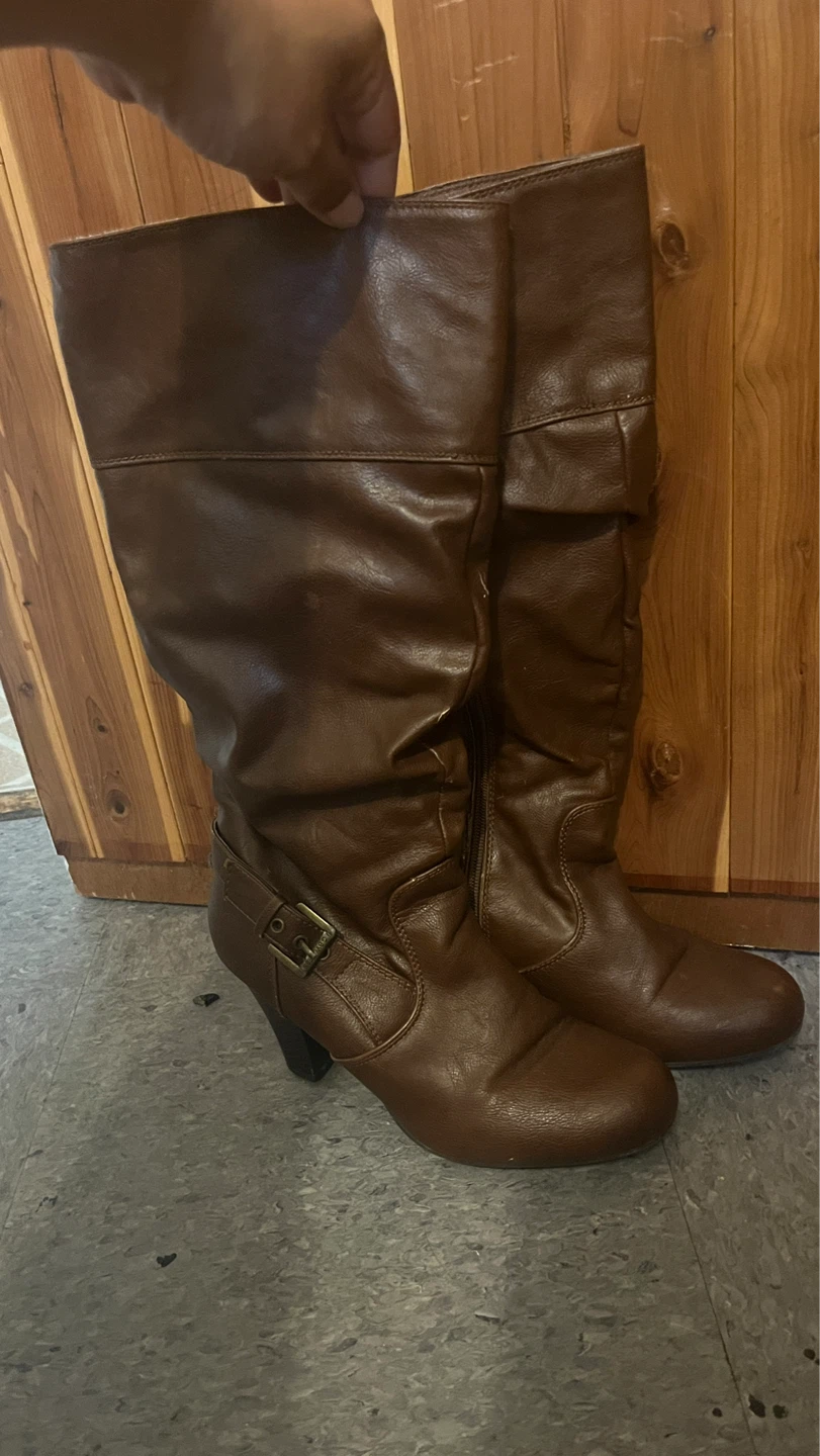 Brown Guess Calf-High Boots - photo 4
