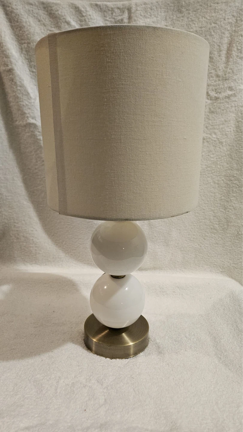 Double Sphere Table Lamp
