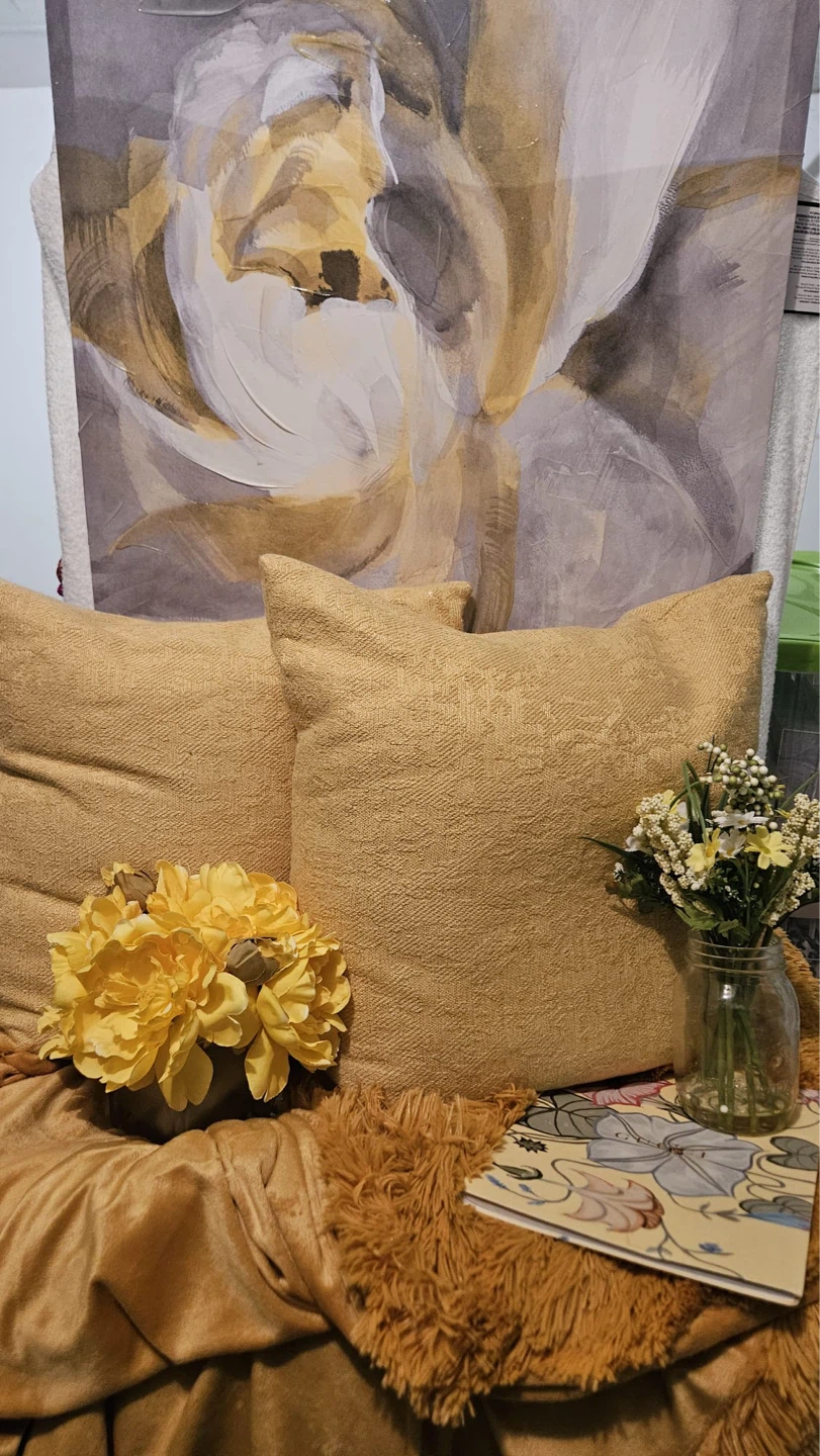 Warm Yellow Home Décor 7 Item Bundle+ Painting New Condition
